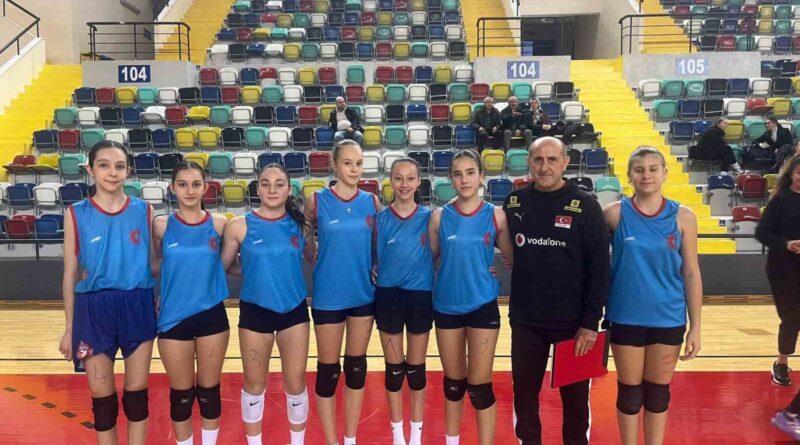 Akhisar altyapısı milli takım kapısında Akhisar altyapısı milli takım kapısında