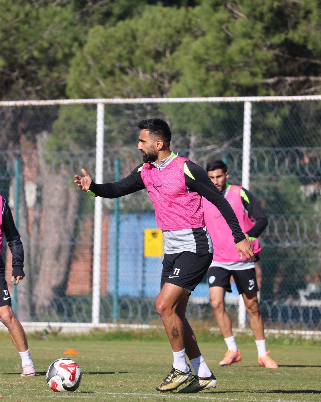 aliaga-fk-gokhan-karadenizin-pesinde-YSgF9Sl1.jpg