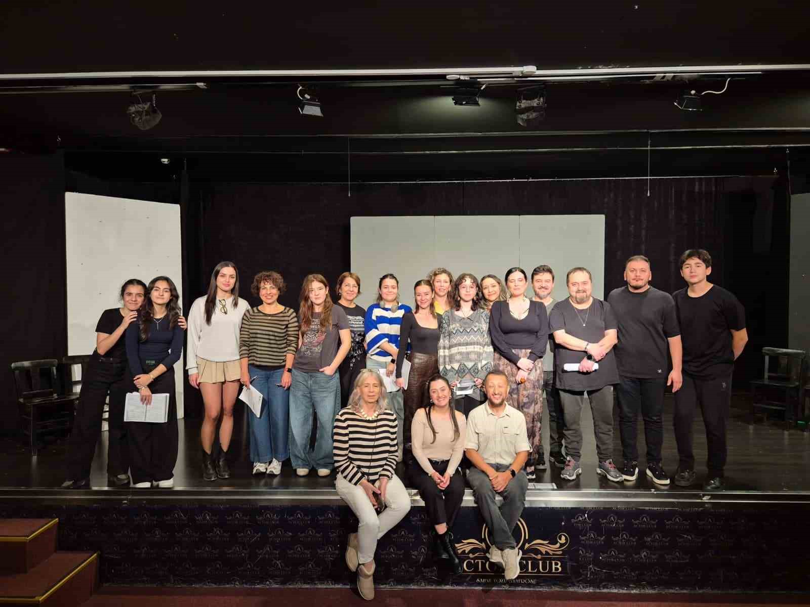 art-bridge-international-workshop-sahne-tozu-tiyatrosunda-basladi-RsYGfqLA.jpg