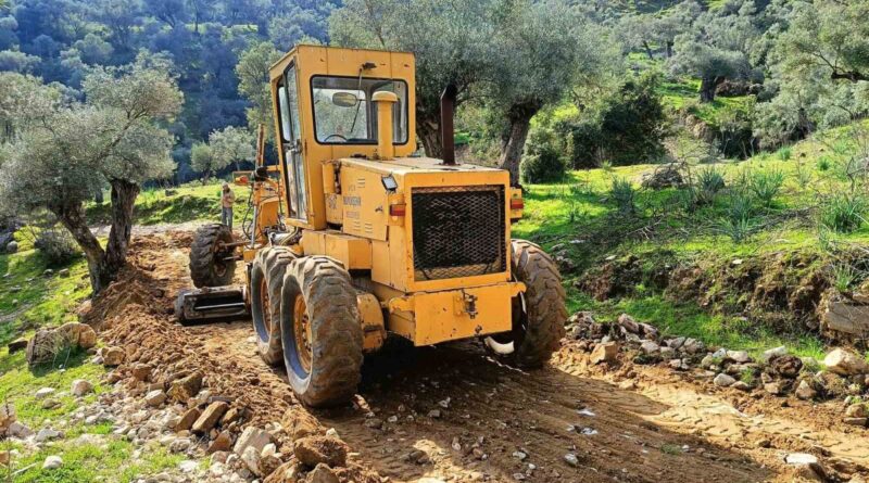 Aydın Büyükşehir il genelinde alt ve üst yapı çalışmalarını sürdürüyor Aydın Büyükşehir il genelinde alt ve üst yapı çalışmalarını sürdürüyor