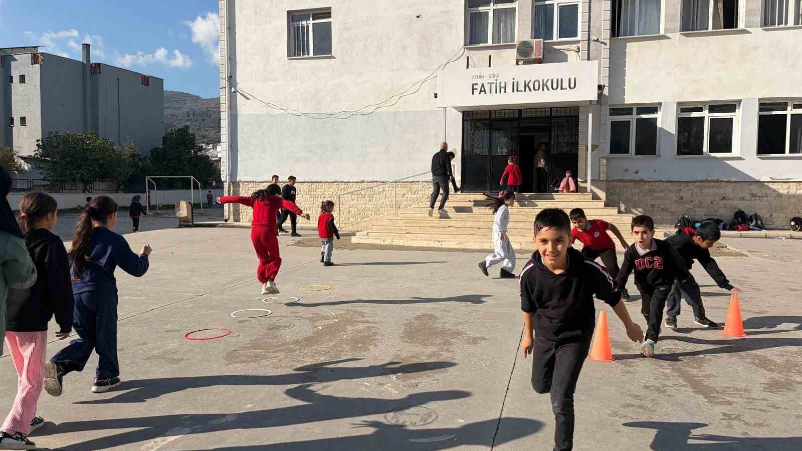 aydinda-cocuklara-erken-yasta-spor-kulturu-asilaniyor-gDgK9dGu.jpg