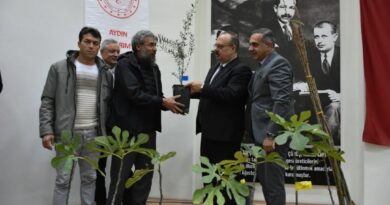 Aydın’da üreticilere 74 bin 90 fide dağıtılacak Aydın’da üreticilere 74 bin 90 fide dağıtılacak