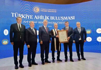 Aydın’ın Ahisi Gülter’e Ahi Esnaf Beratı verildi