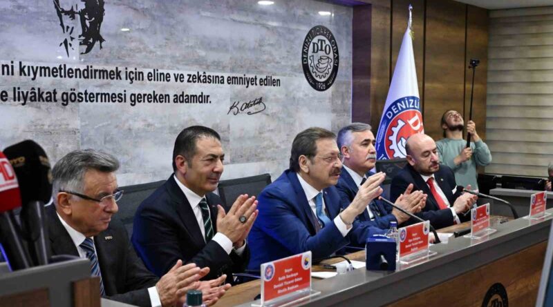 Başkan Erdoğan: “TOBB Başkanımızın ziyareti bizlere büyük bir moral ve güç kaynağı oldu” Başkan Erdoğan: “TOBB Başkanımızın ziyareti bizlere büyük bir moral ve güç kaynağı oldu”