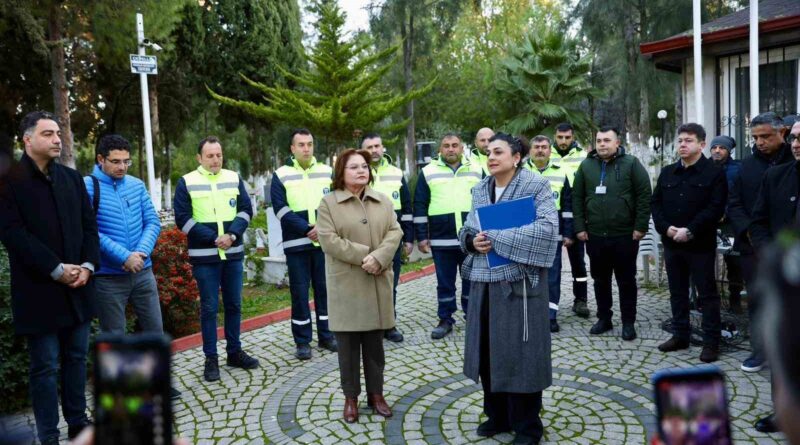 Başkan Gençay: “Mezarlıklar düzenli ve eksiksiz bir şekilde devredildi”