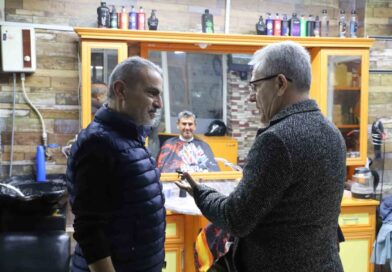 Başkan Tetik’ten Nazilli esnafına yeni yıl kutlaması Başkan Tetik’ten Nazilli esnafına yeni yıl kutlaması