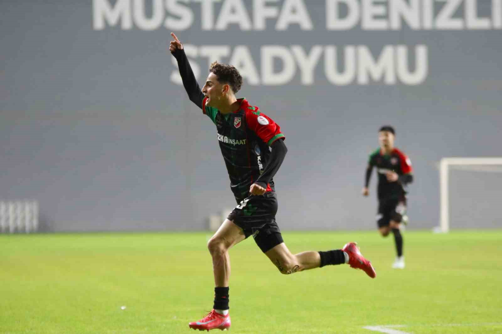 besiktas-ve-trabzonspor-da-adem-yesilyurtla-ilgileniyor-OjCmHA4T.jpg