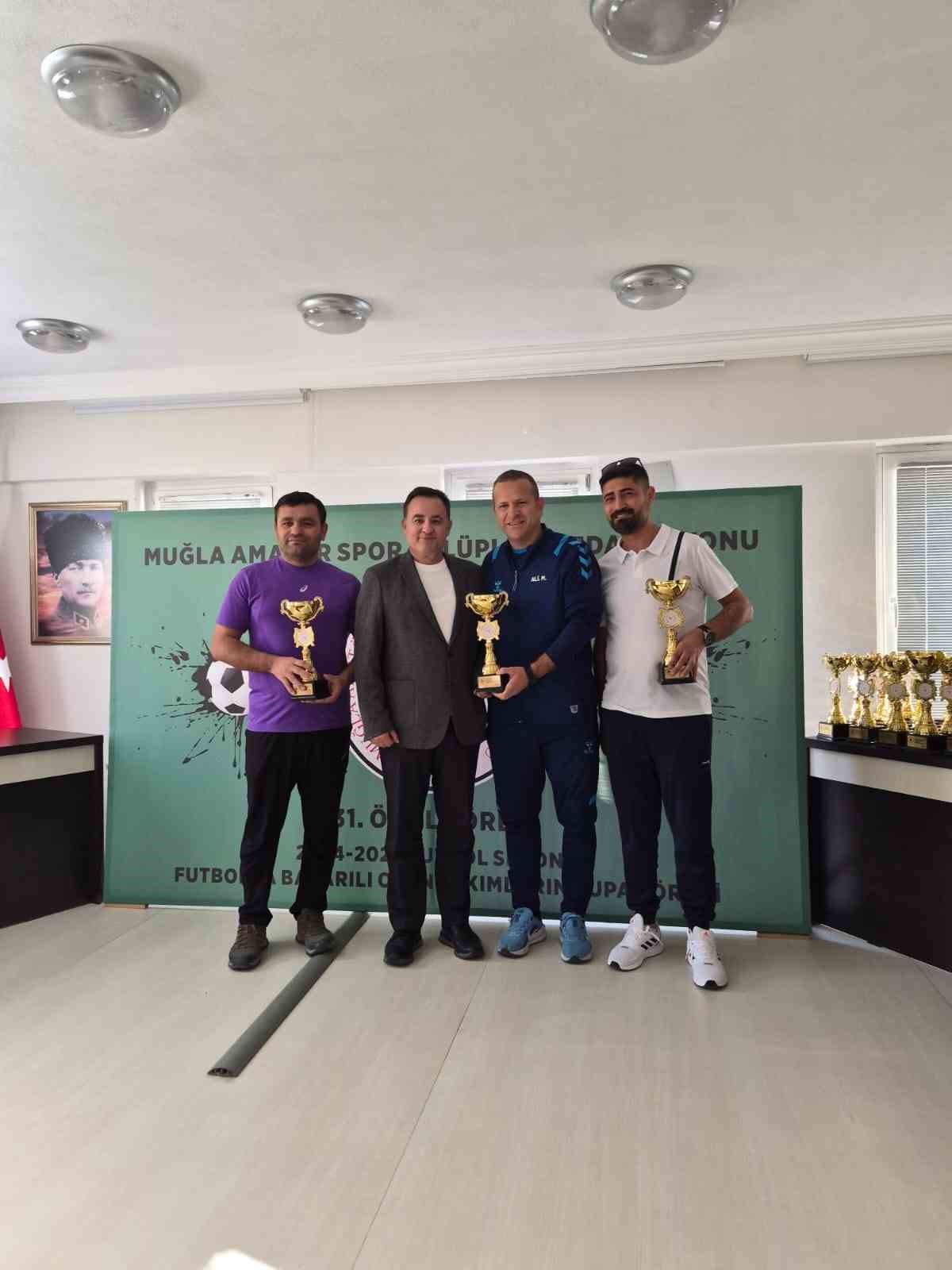 bodrum-birliksporun-altyapi-basarilari-kupayla-taclandi-PjPvDxFf.jpg