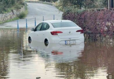 Bodrum’da sel sonrası yaralar sarılıyor Bodrum’da sel sonrası yaralar sarılıyor