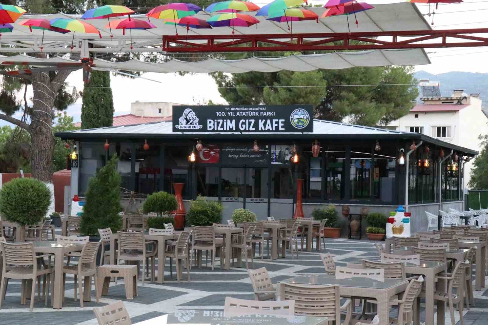bozdogan-belediyesinin-kafesi-vatandaslarin-tercihi-oldu-UcxSir6G.jpg