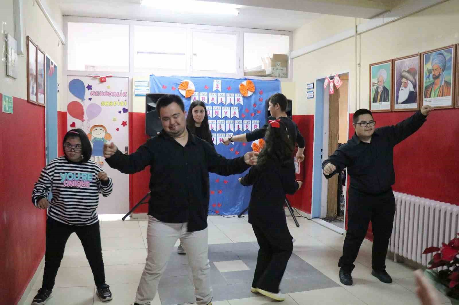bozdoganda-3-aralik-dunya-engelliler-gunu-kutlandi-AeJW5WaN.jpg