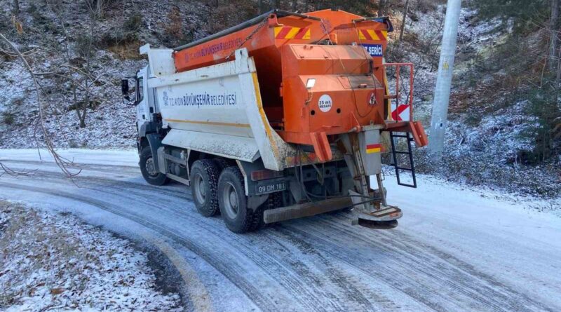 Büyükşehir’in karla mücadelesi başladı Büyükşehir’in karla mücadelesi başladı