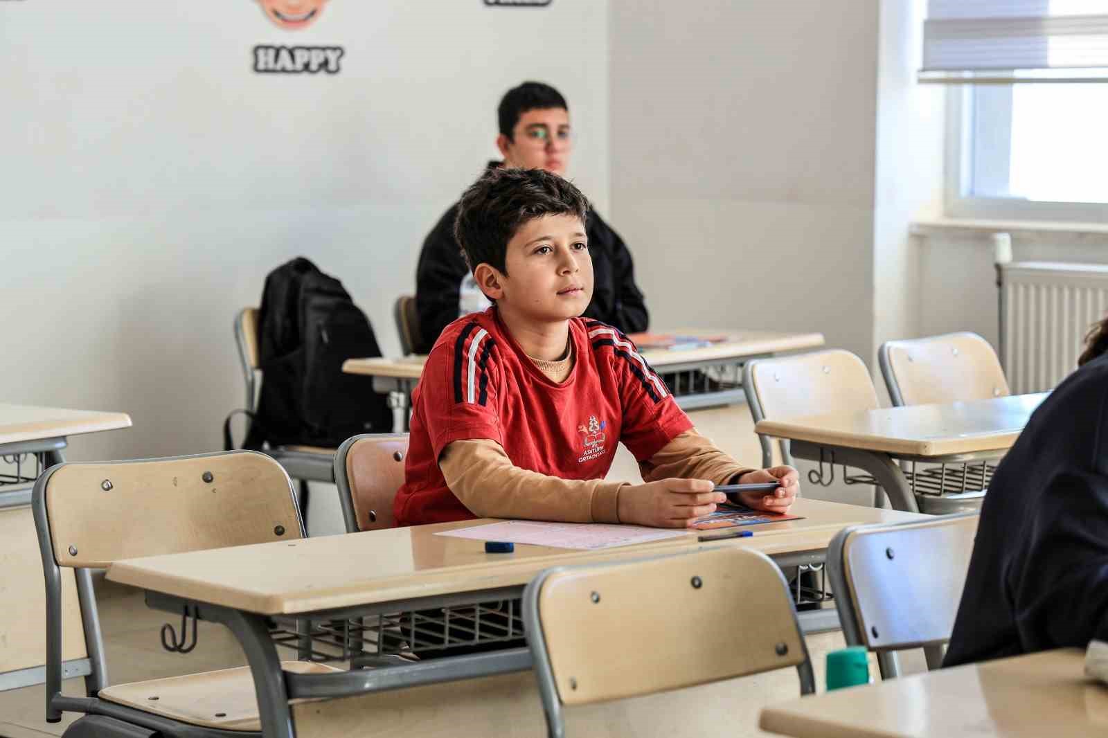 cameli-belediyesi-ogrencilere-deneme-sinavi-destegi-verdi-3JTPRZCh.jpg