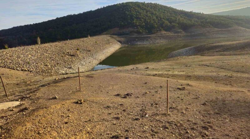 Dazkırı’da baraj ve göletlerin kontrolleri yapıldı