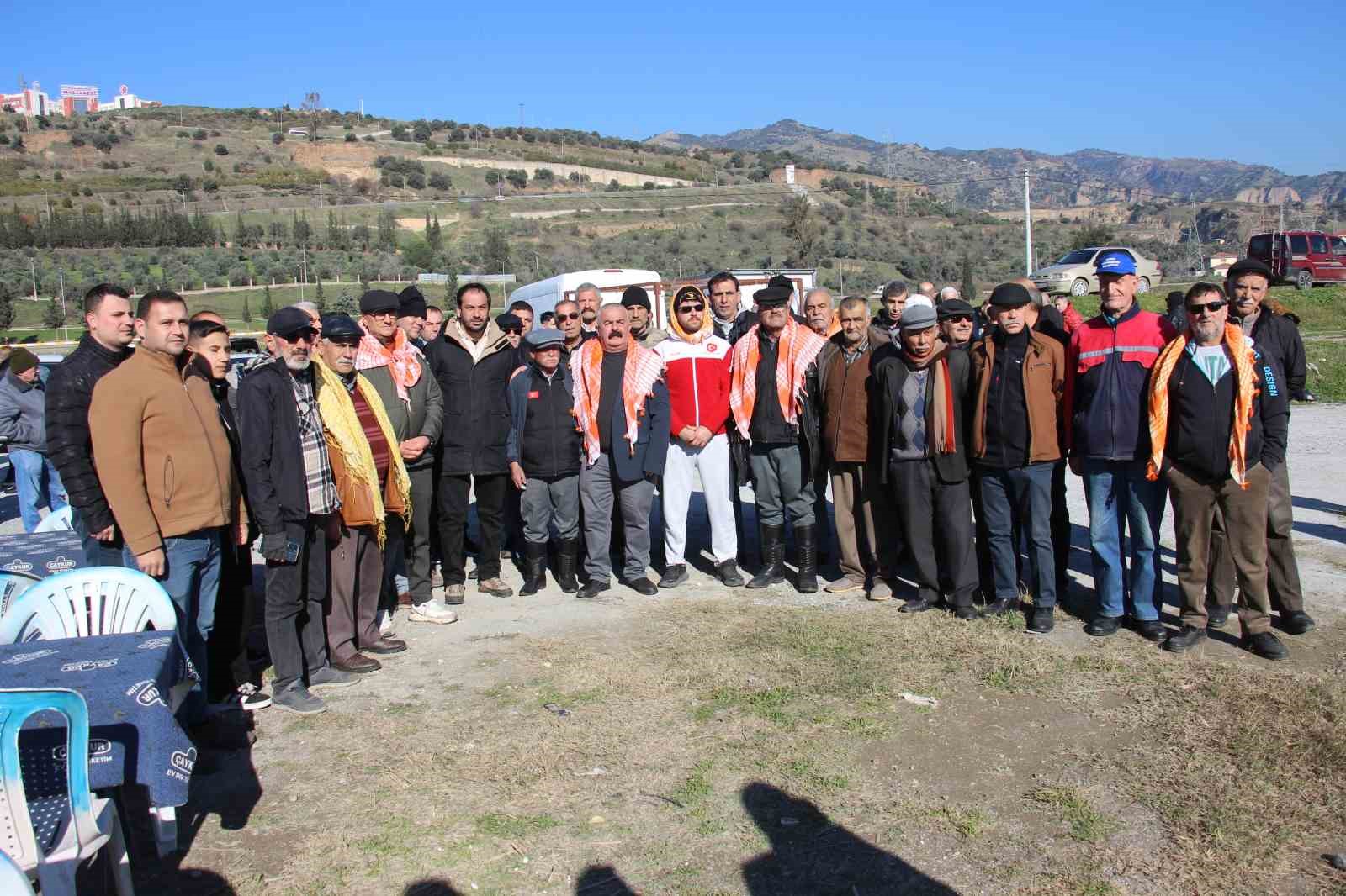 deve-gureslerinin-yeniden-yapilmasi-icin-aydinda-toplandilar-VZ2bfzDF.jpg