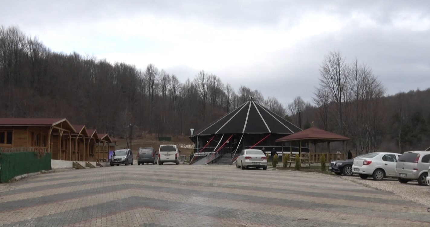 domanicte-cadir-restoranta-ilgi-WfGAq1KL.jpg