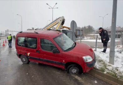 Domaniç’te trafik kazası: 4 yaralı
