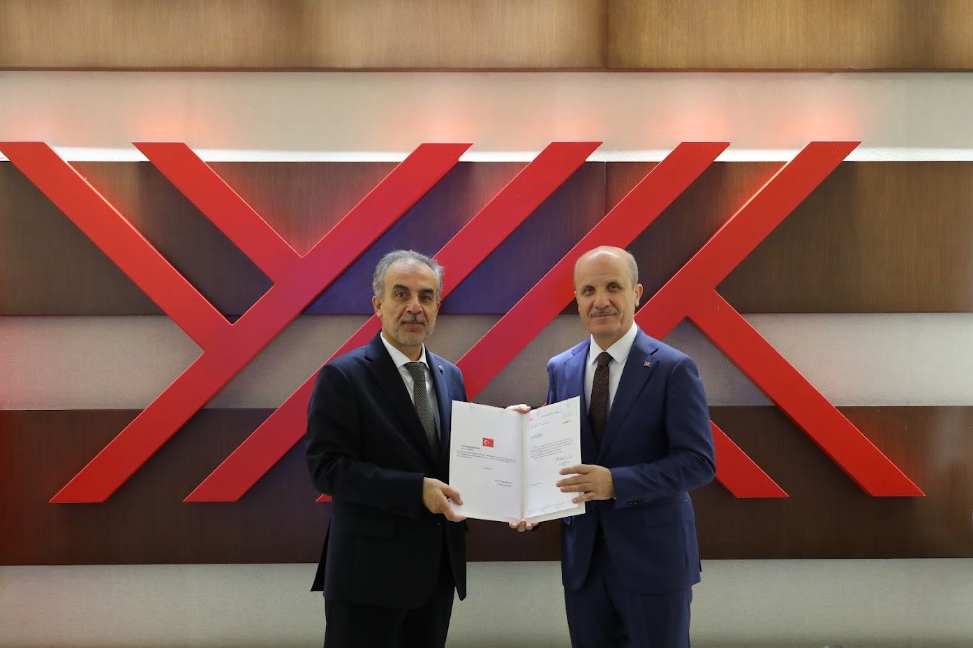 ege-universitesi-rektoru-prof-dr-musa-alci-mazbatasini-aldi-FiRJOZMK.jpg
