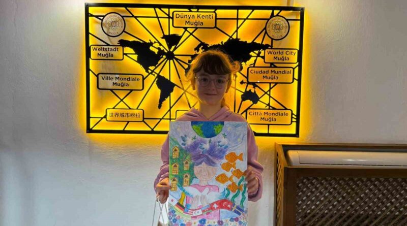 Eseriyle 19 ülke arasından seçildi, barışın renkleri Muğla’dan yükseldi