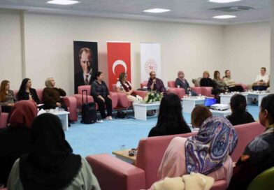 Filistin davasının sembol isimleri ‘Sumud’ kahramanları gençler ile buluştu