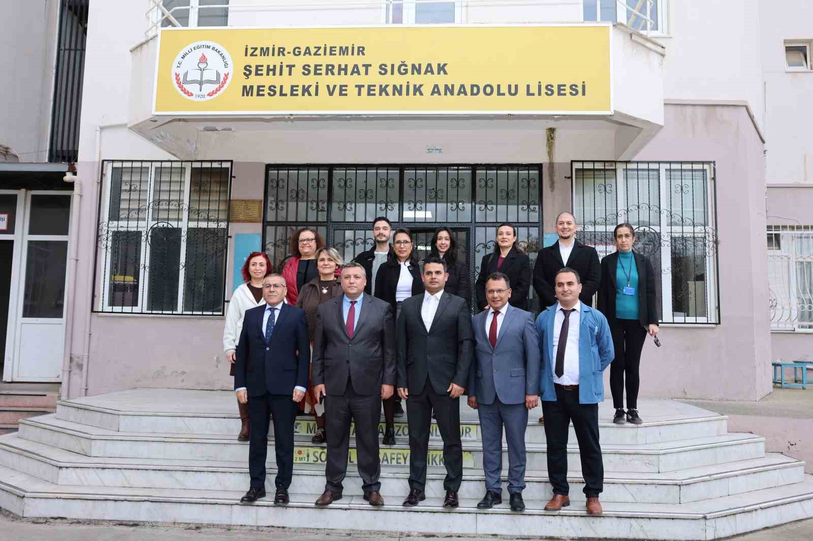 firmalarin-atil-durumdaki-gelismis-bilgisayarlari-okullara-bagislaniyor-KYq9xSfZ.jpg