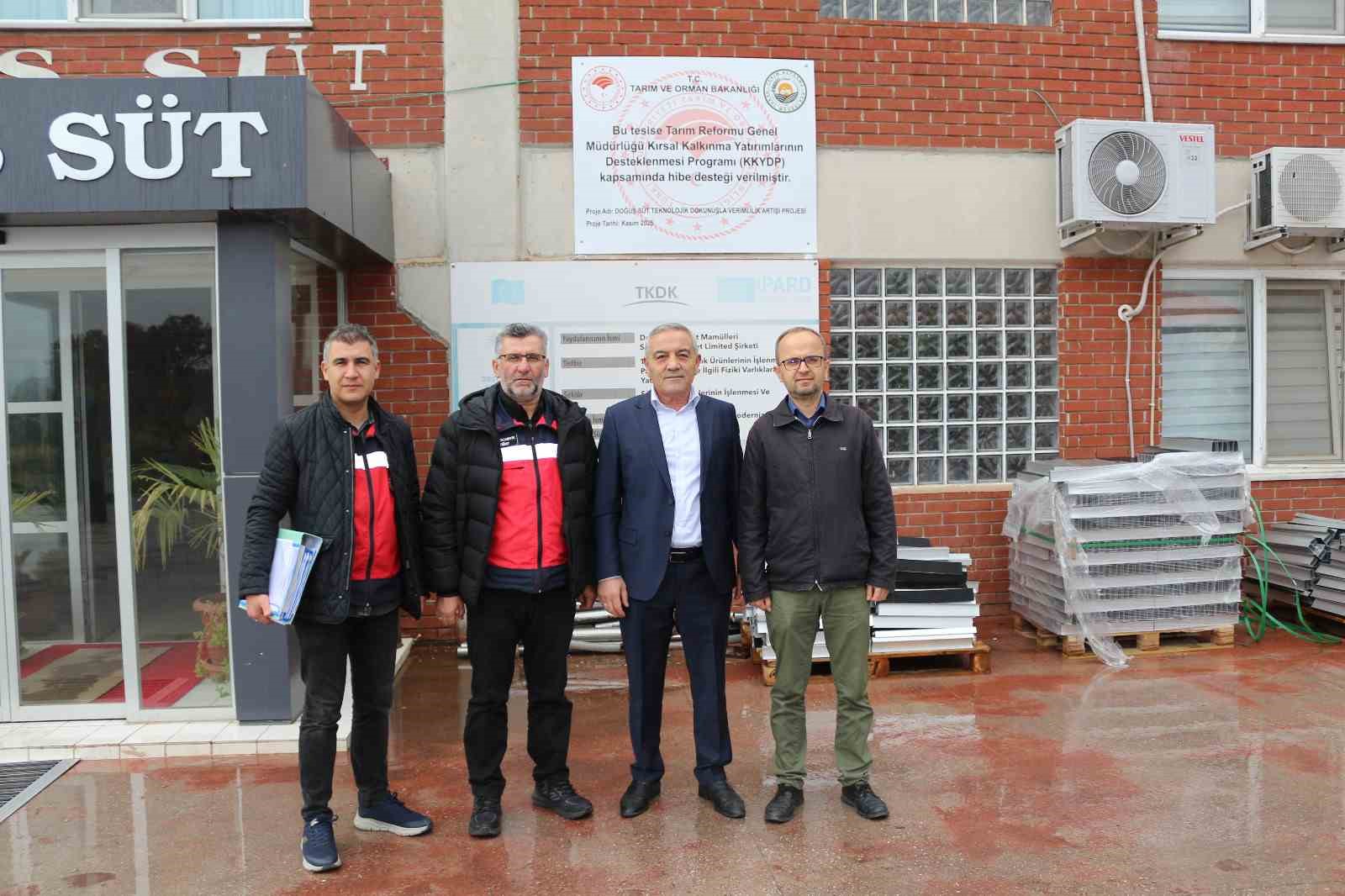 gedizde-sut-isleme-tesisine-yuzde-50-hibe-destegi-FC27Lh8w.jpg