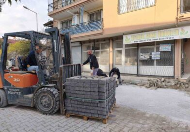 Germencik’te belediye ekiplerinin çalışmaları devam ediyor