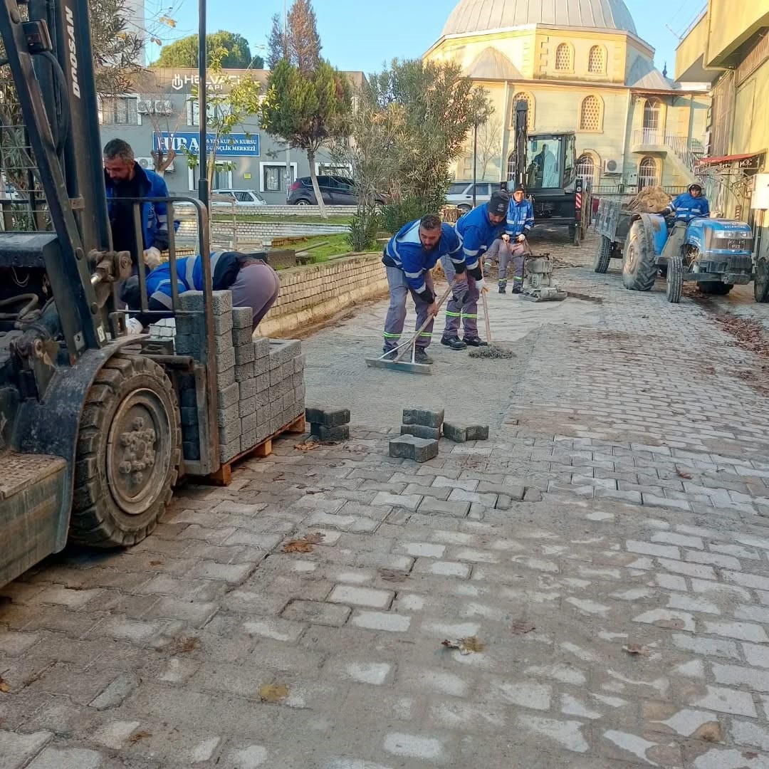 germencikte-bozulan-zeminler-onarildi-YClpuDJe.jpg