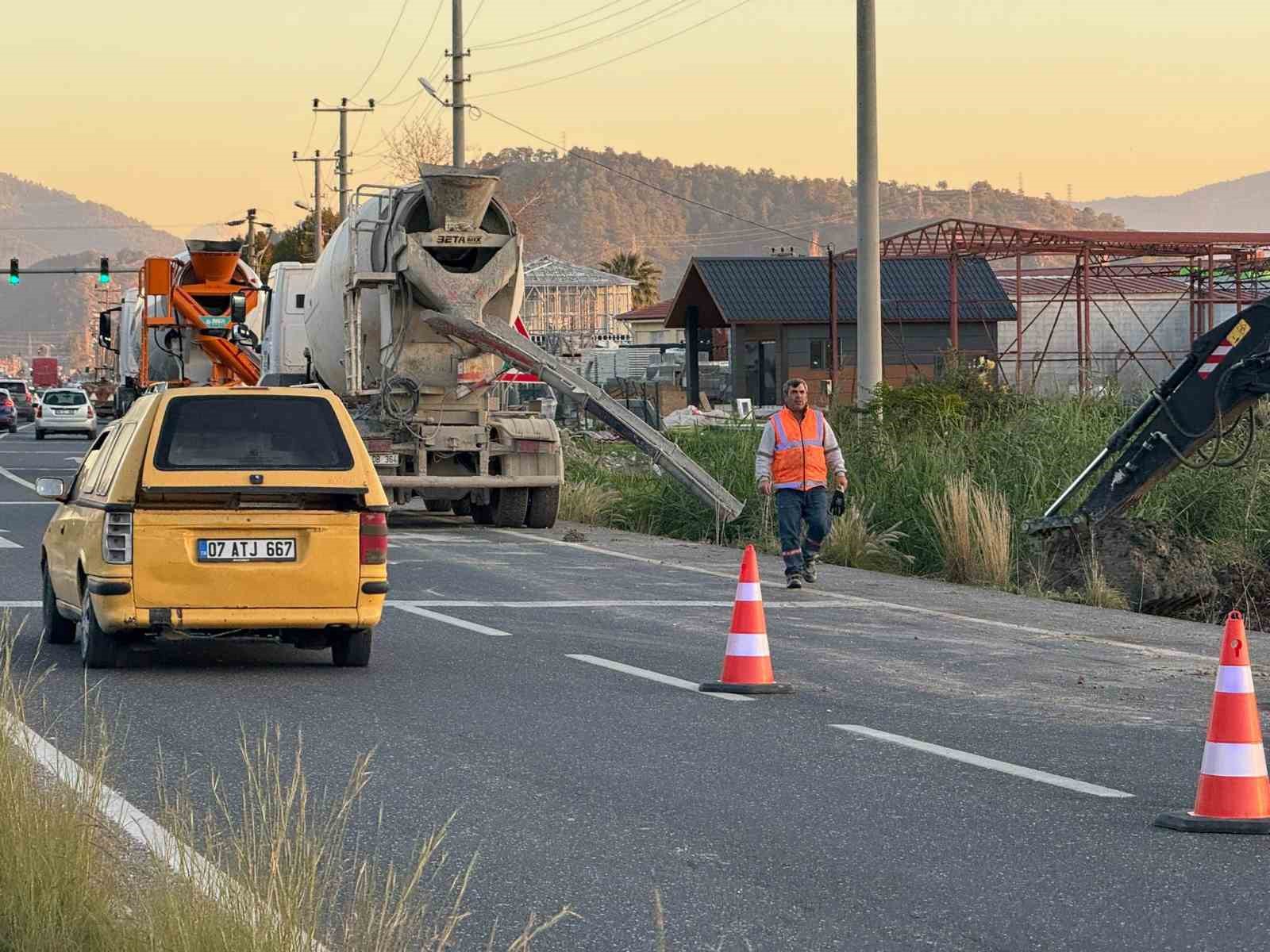 gorunmez-kaza-isciyi-hastanelik-etti-8JMluyNZ.jpg