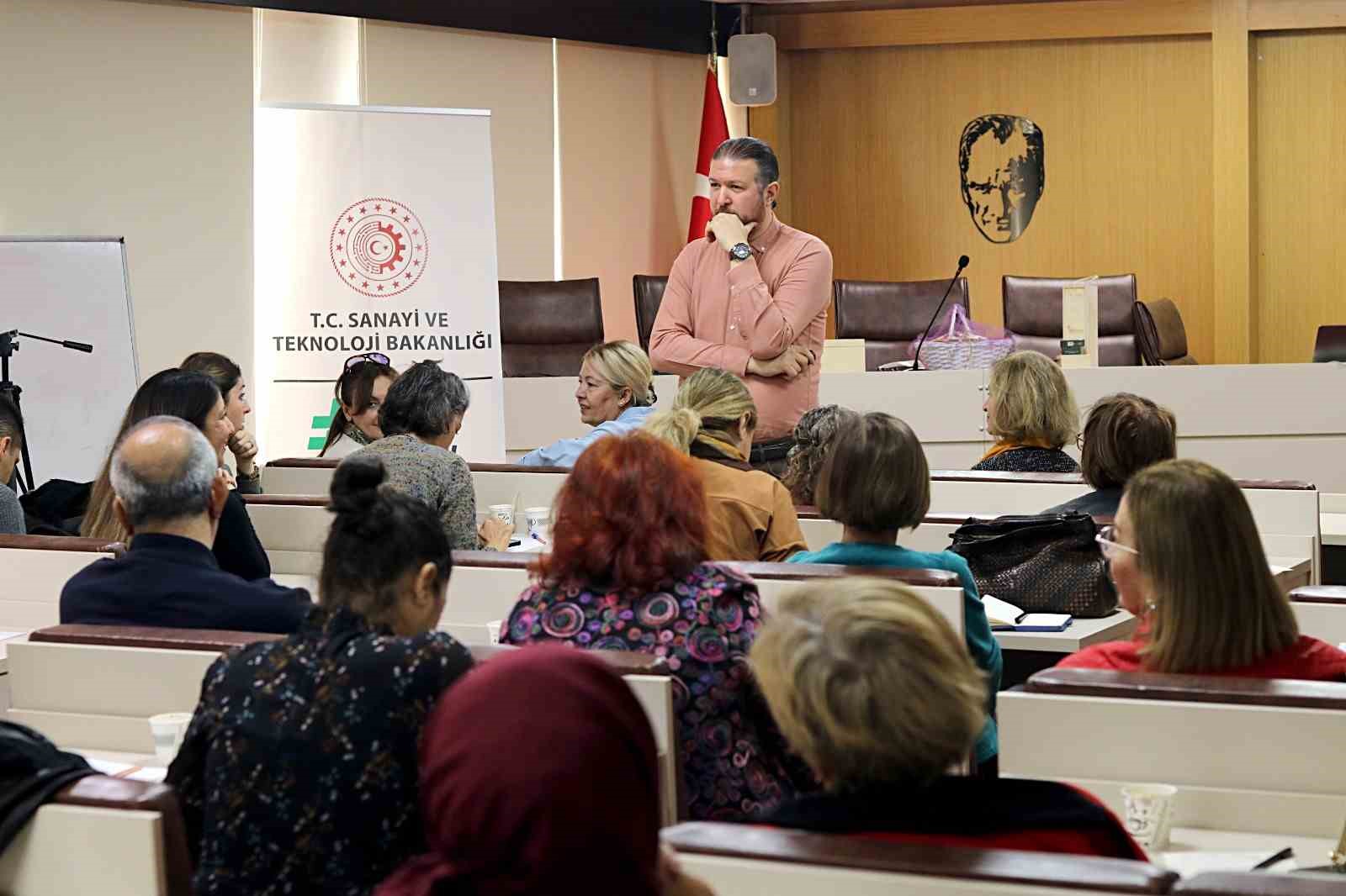 guney-egede-kooperatiflere-yonelik-sosyal-medya-ve-markalasma-egitimleri-tamamlandi-6O96urbQ.jpg