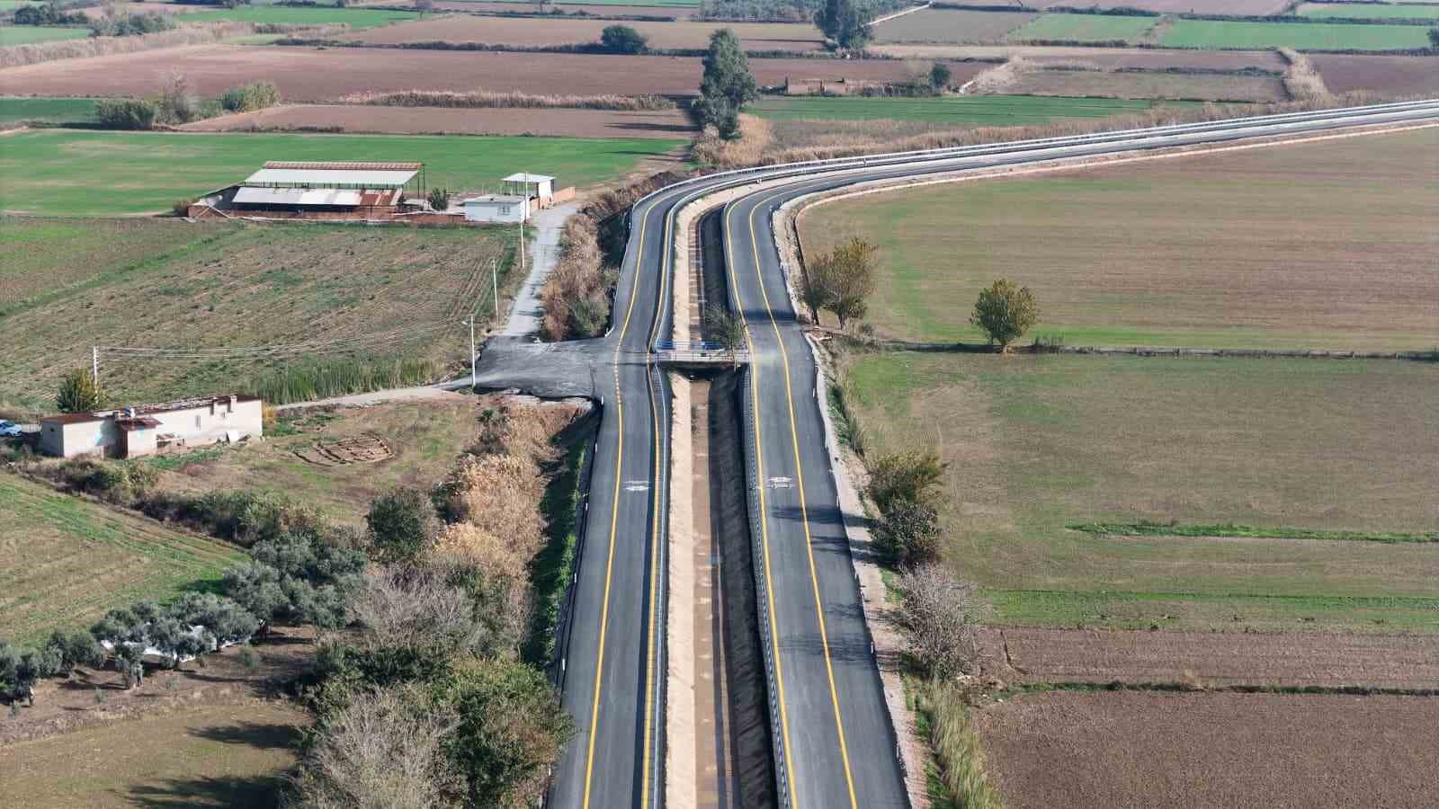incirliova-ile-aydin-sehir-hastanesi-arasinda-yol-yapim-calismalari-tamamlandi-efYS618w.jpg