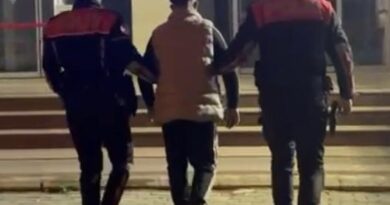 İzmir’de 42 yılla aranan hırsız yakalandı