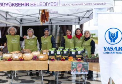 İzmir’de yüzlerce gönüllü “İyilik” için tek yürek oldu