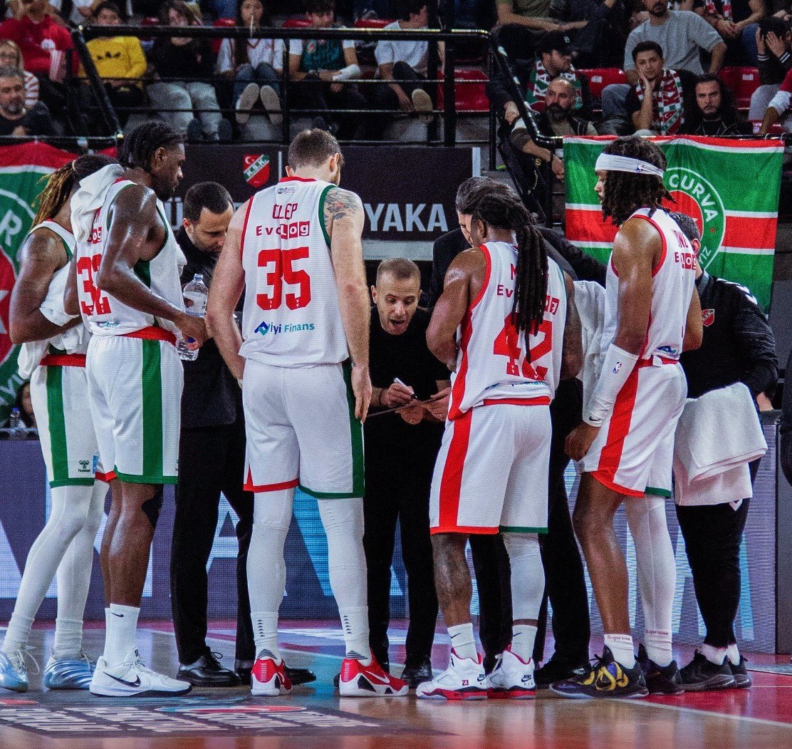 karsiyaka-basketbol-haftayi-son-sirada-tamamladi-CQ4dOnmv.jpg