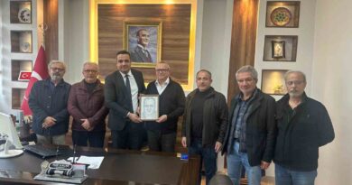 Kaymakam Dalak’ı duygulandıran kara kalem portre