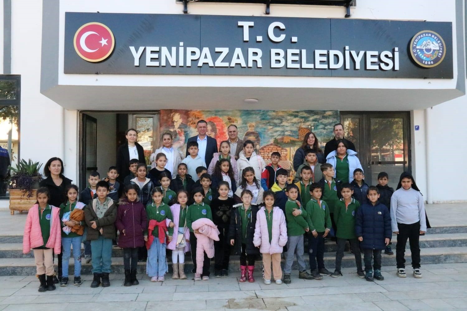 kocagurlu-ogrenciler-yoruk-ali-efe-muzesinde-tarih-yolculuguna-cikti-XXvHitil.jpg