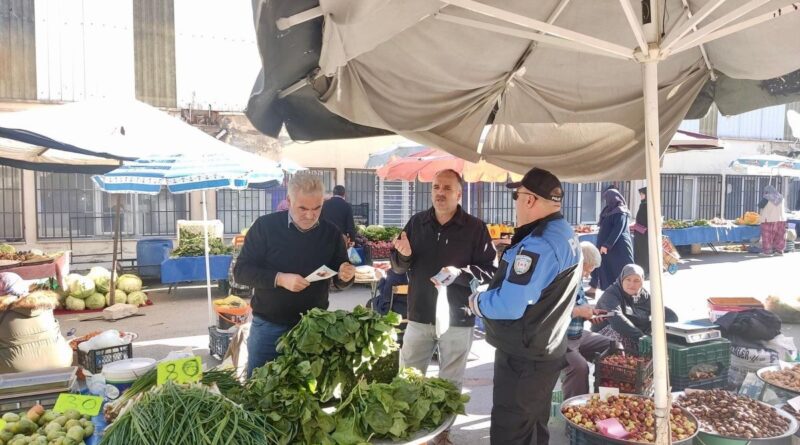 Kütahya Emniyeti’nden semt pazarlarında güvenlik bilgilendirmesi