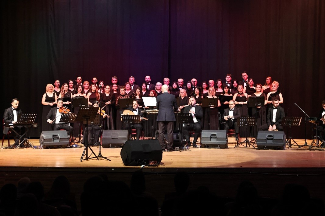 kutahyada-turk-sanat-muzigi-konseri-E4YbgyML.jpg