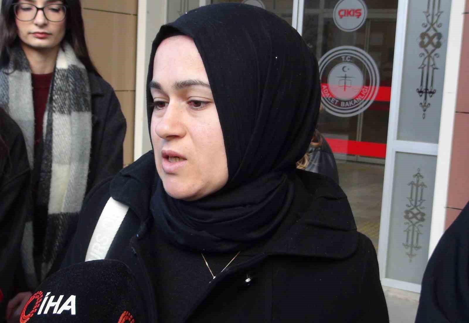 manisada-bosanma-asamasindaki-esi-tarafindan-defalarca-bicaklanan-kadin-dehset-anlarini-anlatti-1PmXkIp3.jpg