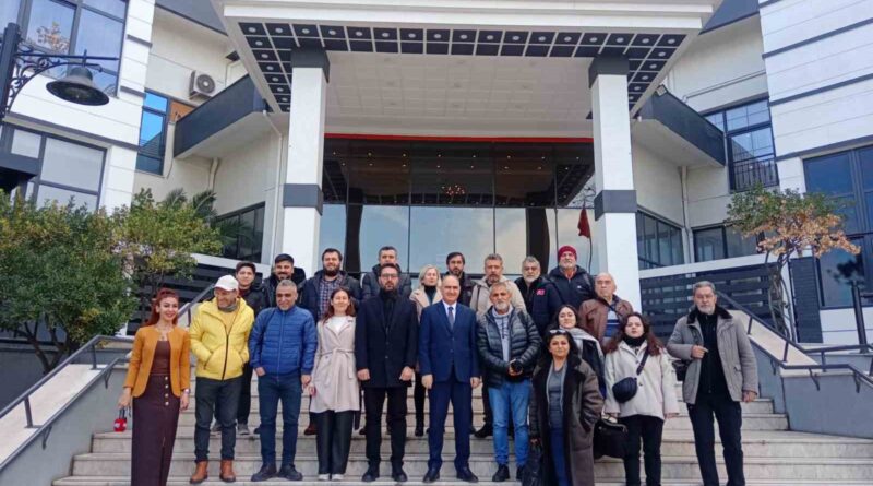 Manisa’da terörle mücadele kapsamında 65 kişi tutuklandı Manisa’da terörle mücadele kapsamında 65 kişi tutuklandı