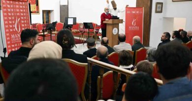 MCBÜ Bilim Kafe’de, Tasavvuf Musikisi Eşliğinde Mevlâna ve Mevlevîlik konuşuldu