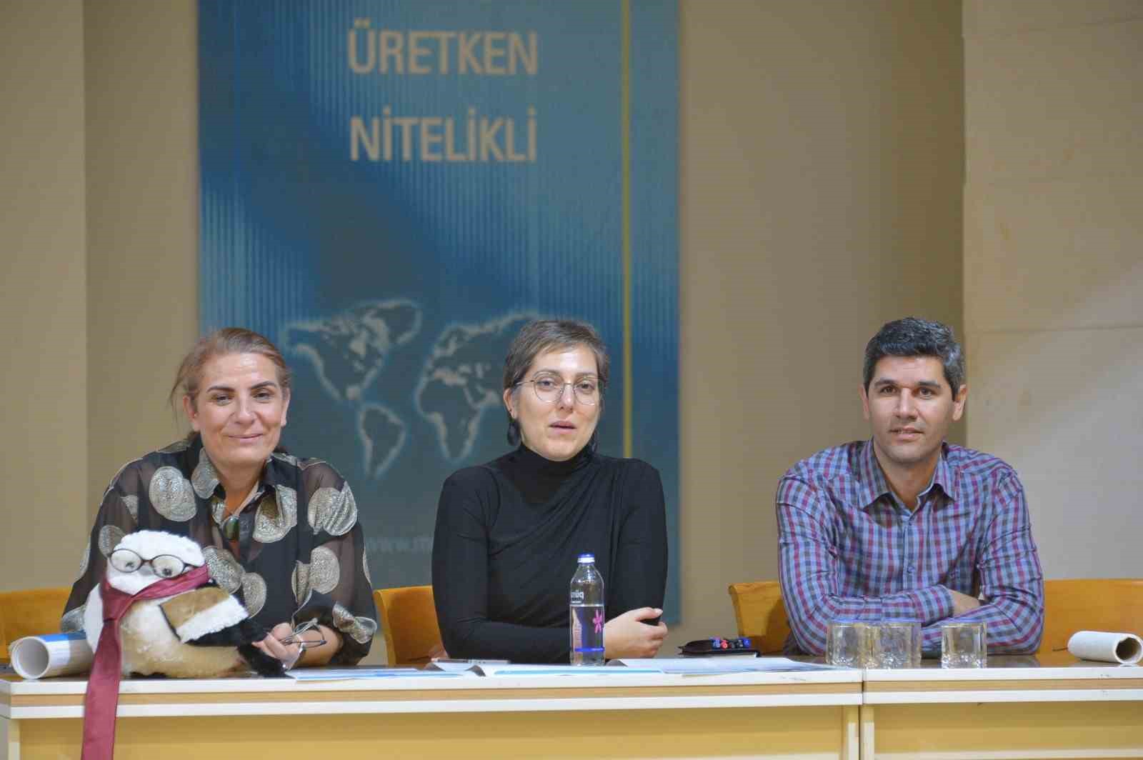 mskude-ogrencilere-erasmus-firsatlari-tanitildi-nH6HTMdB.jpg