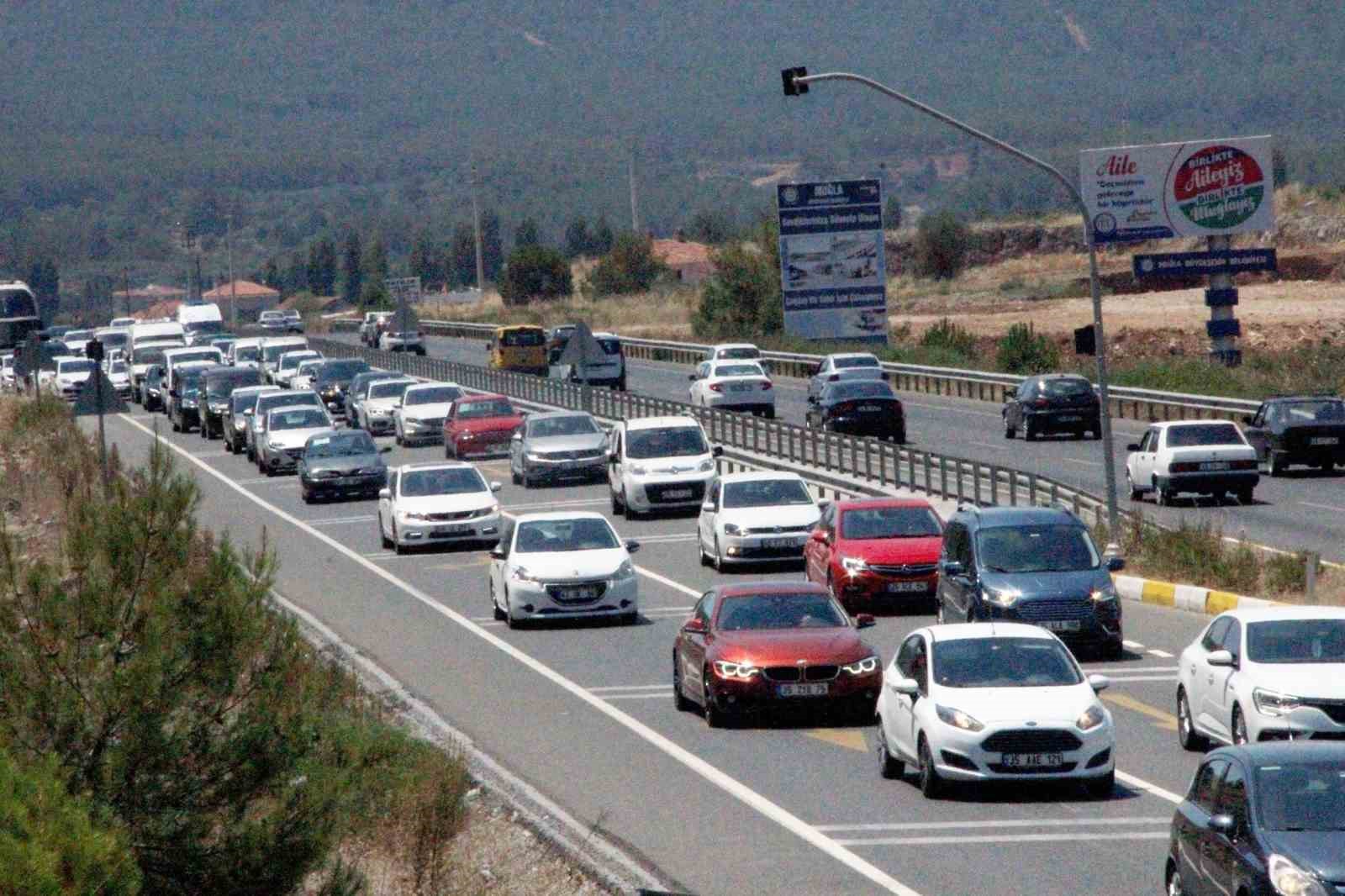 muglada-arac-sayisi-bir-ayda-4-bin-269-artti-jEBPCBXh.jpg