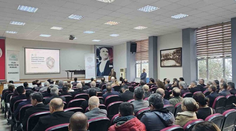 Okul idarecileri ’Mobbing ve Akran Zorbalığı konusunda bilgilendirildi