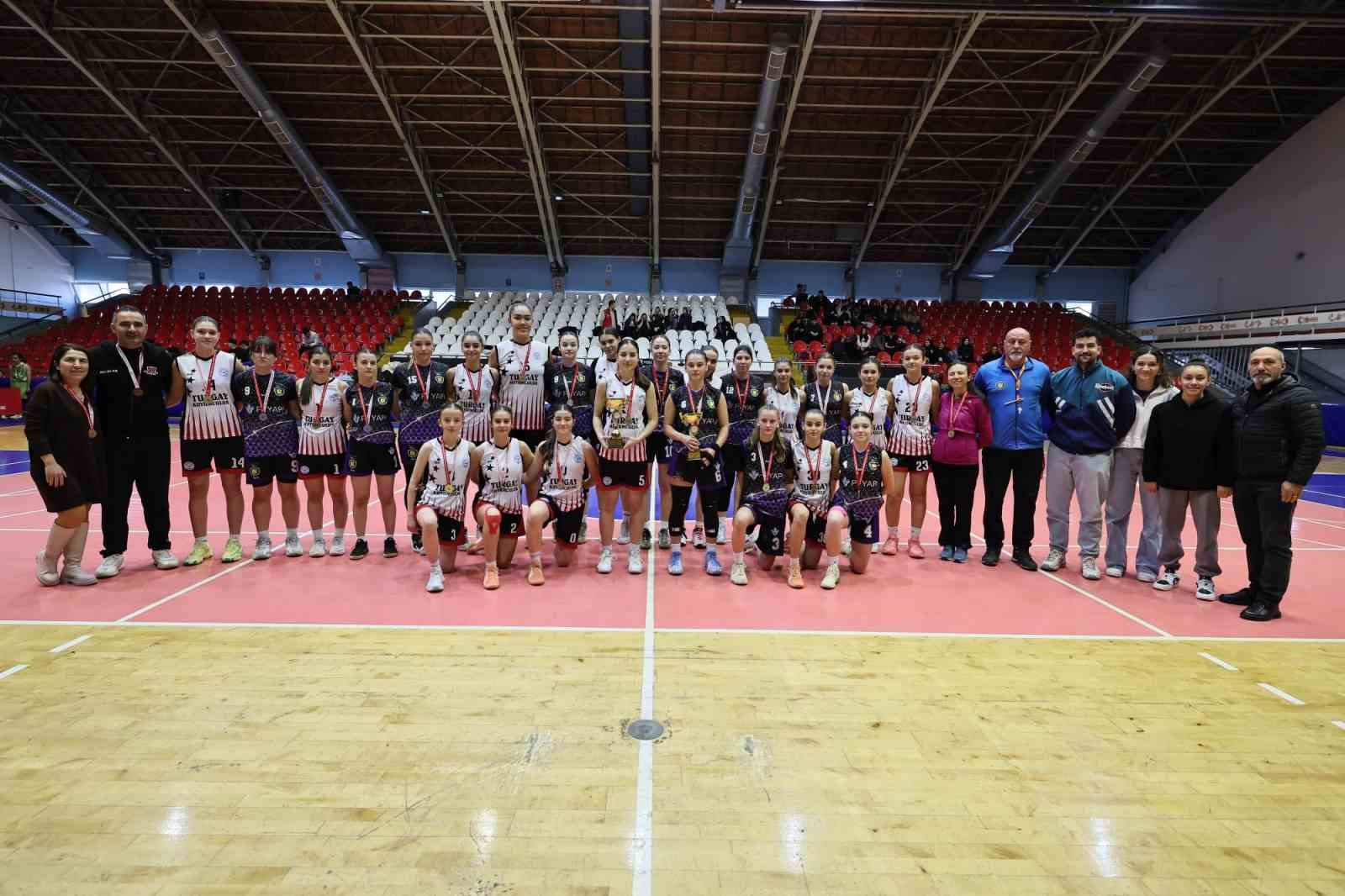 okul-sporlari-basketbolda-manisa-sampiyonlari-belli-oldu-zqkthRSW.jpg
