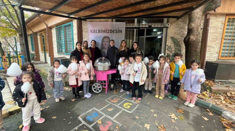 Onların hatırası için çocukları gülümsettiler