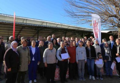 Ortaca’da ‘Süt Sığırcılığı Sağım Hijyeni ve Sanitasyon Sertifikaları’ dağıtıldı Ortaca’da ‘Süt Sığırcılığı Sağım Hijyeni ve Sanitasyon Sertifikaları’ dağıtıldı