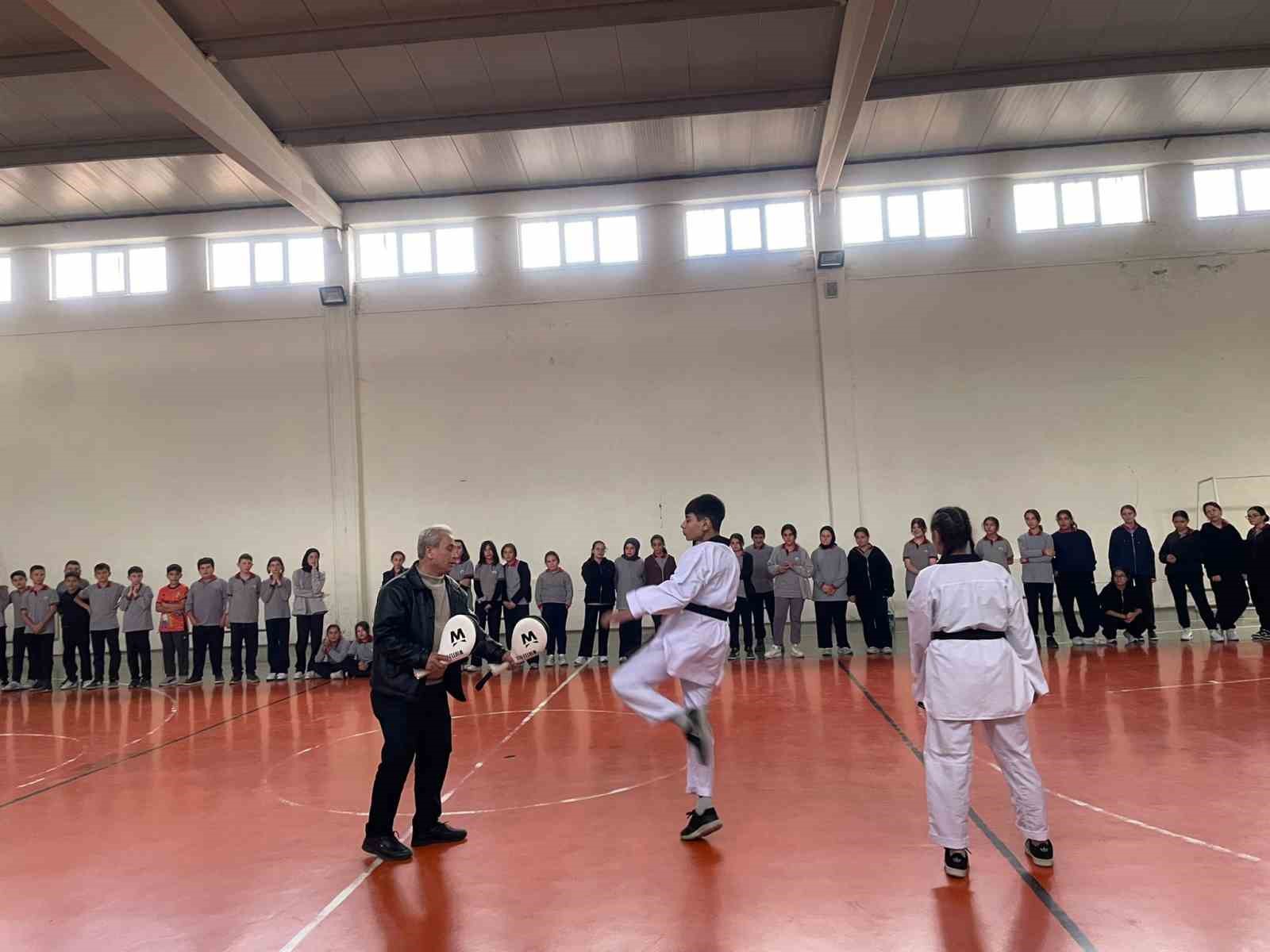 pazarlarda-spor-seferberligi-zirvede-WtwUK3uK.jpg
