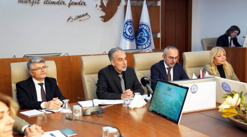 Rektör Prof. Dr. Alcı: “Üniversitemizin hedefleri için el ele gönül gönüle yekvücut olacağız”