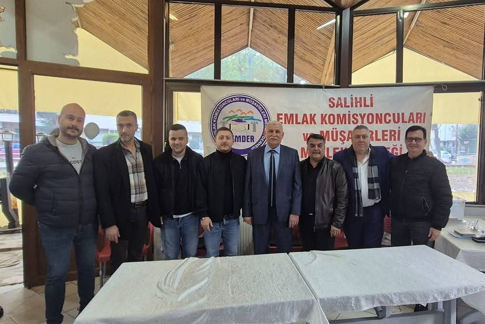 salihli-emlakcilarda-baskan-degisti-NHwAdhYP.jpg